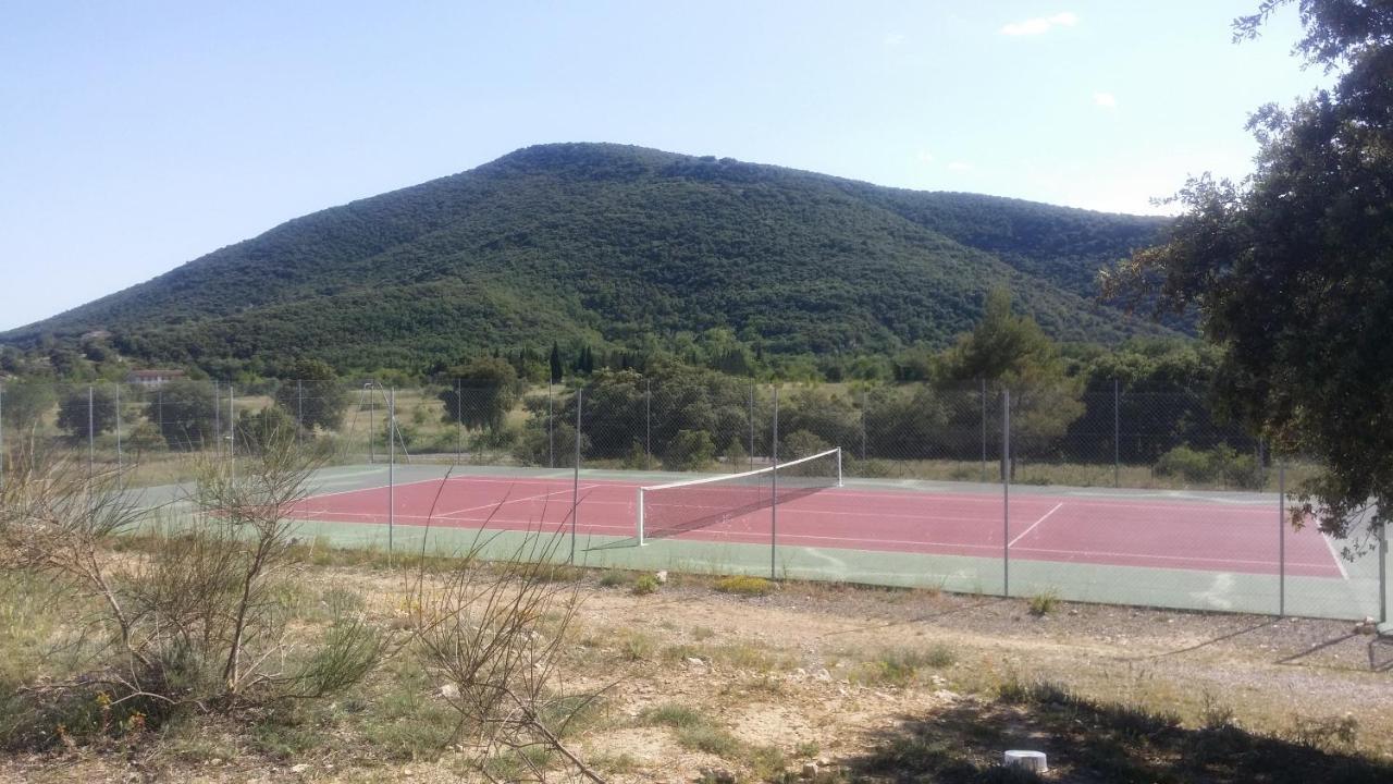 Cevennes Maisonnette Dans Residence De Vacances Sauve Bagian luar foto